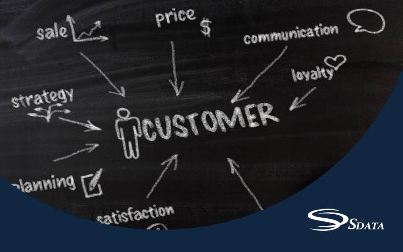نقش تحلیل داده در بهبود تجربه مشتری و افزایش وفاداری