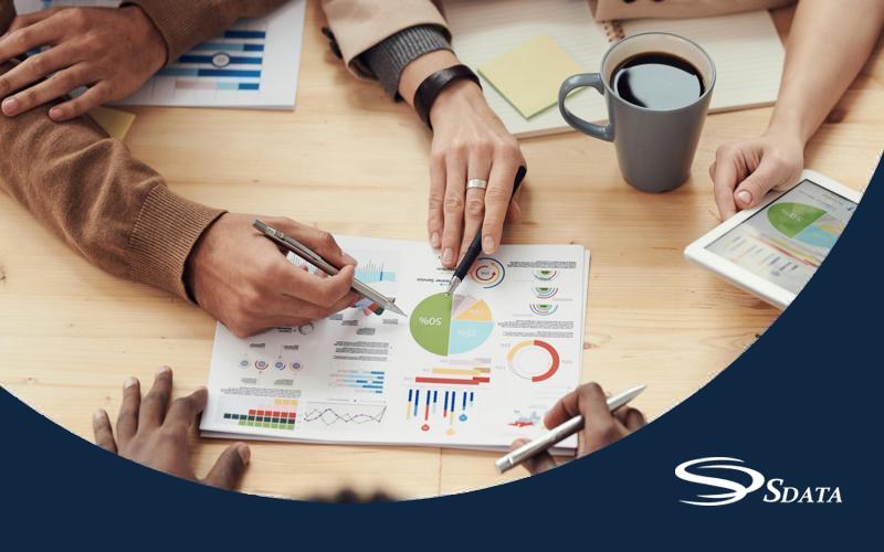 اهمیت داده‌کاوی در تصمیم‌گیری‌های تجاری